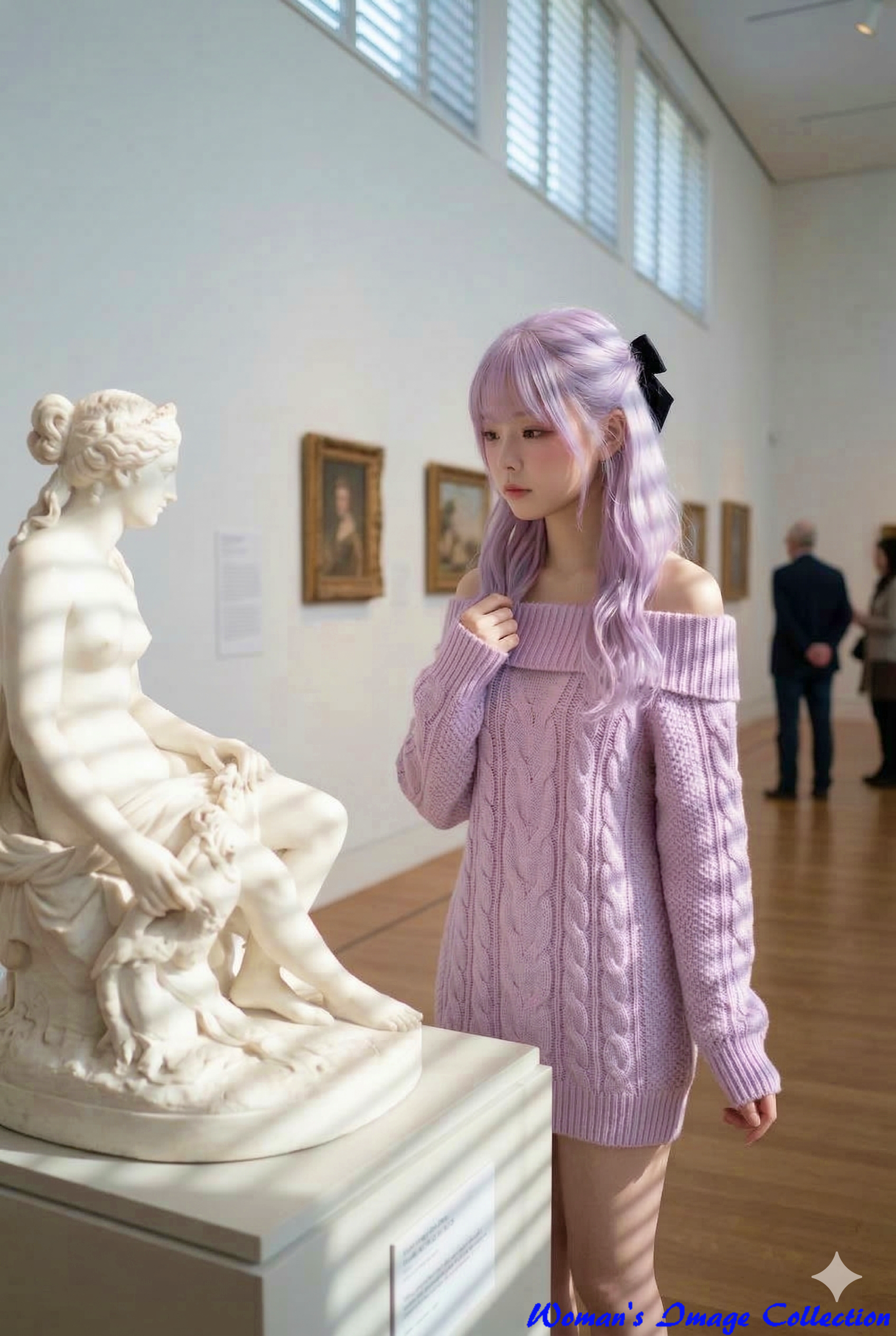 美術館で白い大理石の彫像を見つめる薄紫の髪の少女